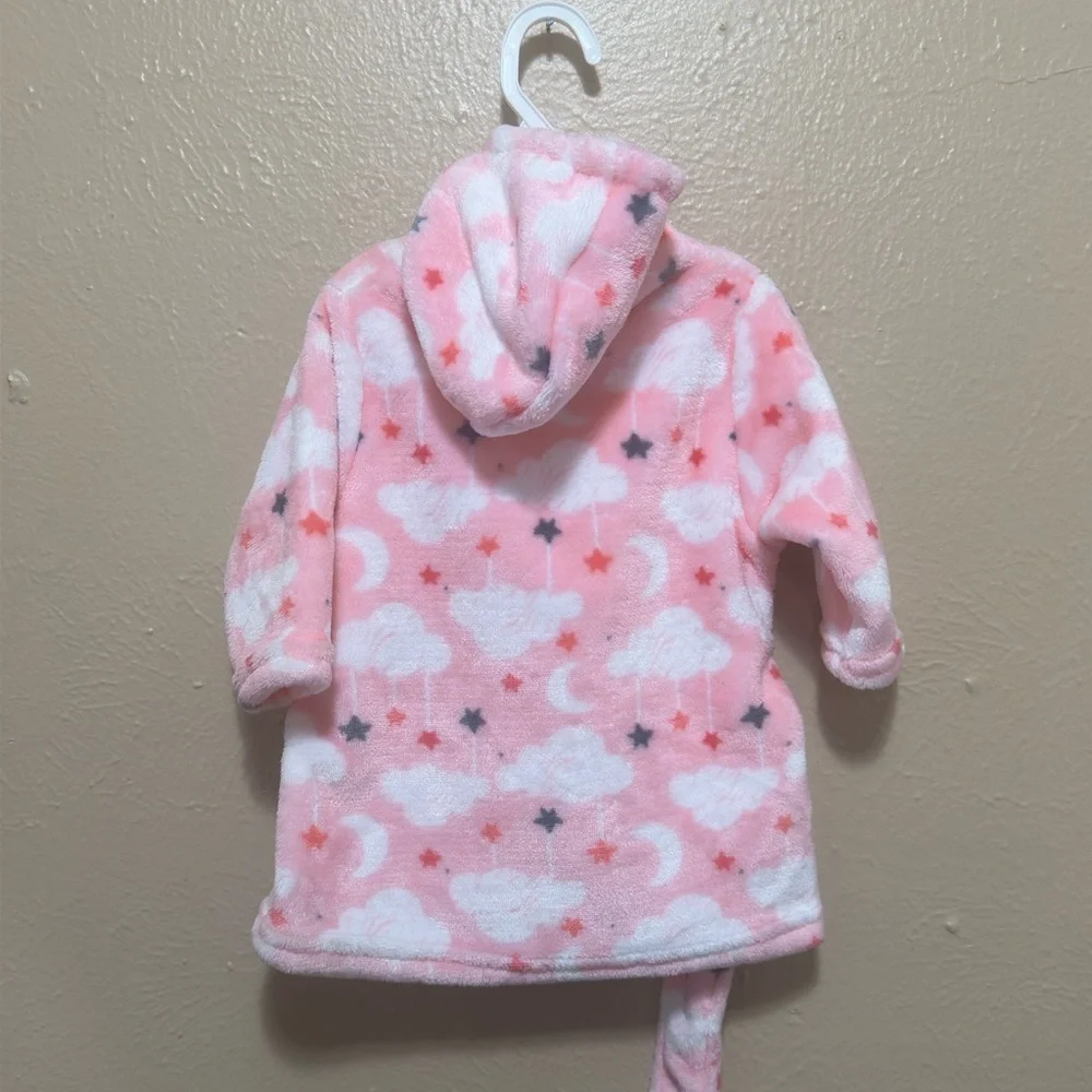 Zak & Zoey Toddler Girl Plush Bathrobe 0-9 Months Pink and white with‎ Clouds